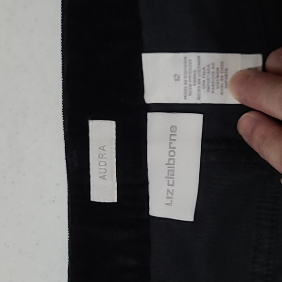 Liz Claiborne Audra black corduroy pants size 12 - Picture 6 of 9